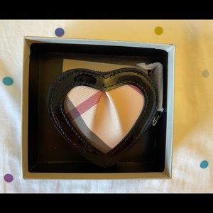 Brand new Burberry red nova check heart shaped coin purse